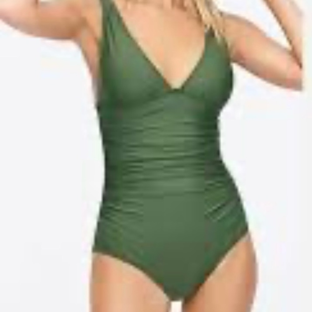 NWT J.Crew Ruched V-Neck One Piece Size 2 Swimsuit. - Picture 3 of 8